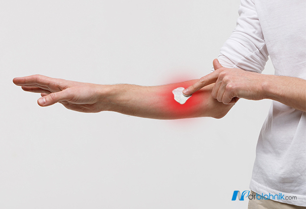 Pointing Muscle Pain